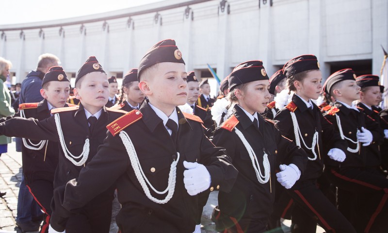 Более 800 кадет со всей России пройдут торжественным маршем у стен Музея Победы