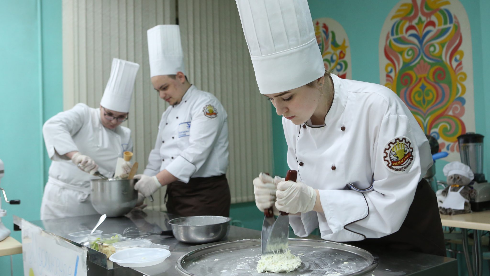 Мастера ножа и поварешки. Стать хорошим поваром может только художник -  Пресса в образовании