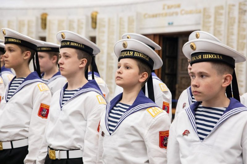 Лучших московских кадетов наградили в Музее Победы
