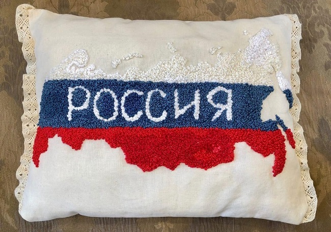 Музей Победы запустил онлайн-акцию "Цвета российского флага"