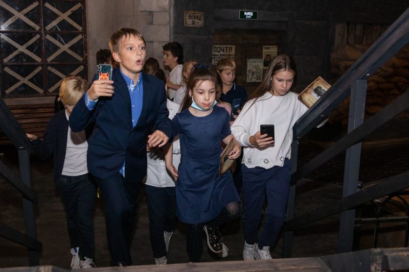 Для московских школьников стартовал новый сезон квеста "Подвиг Народа"