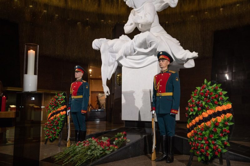 В Музее Победы более 10 тысяч человек почтили память погибших в Великой Отечественной