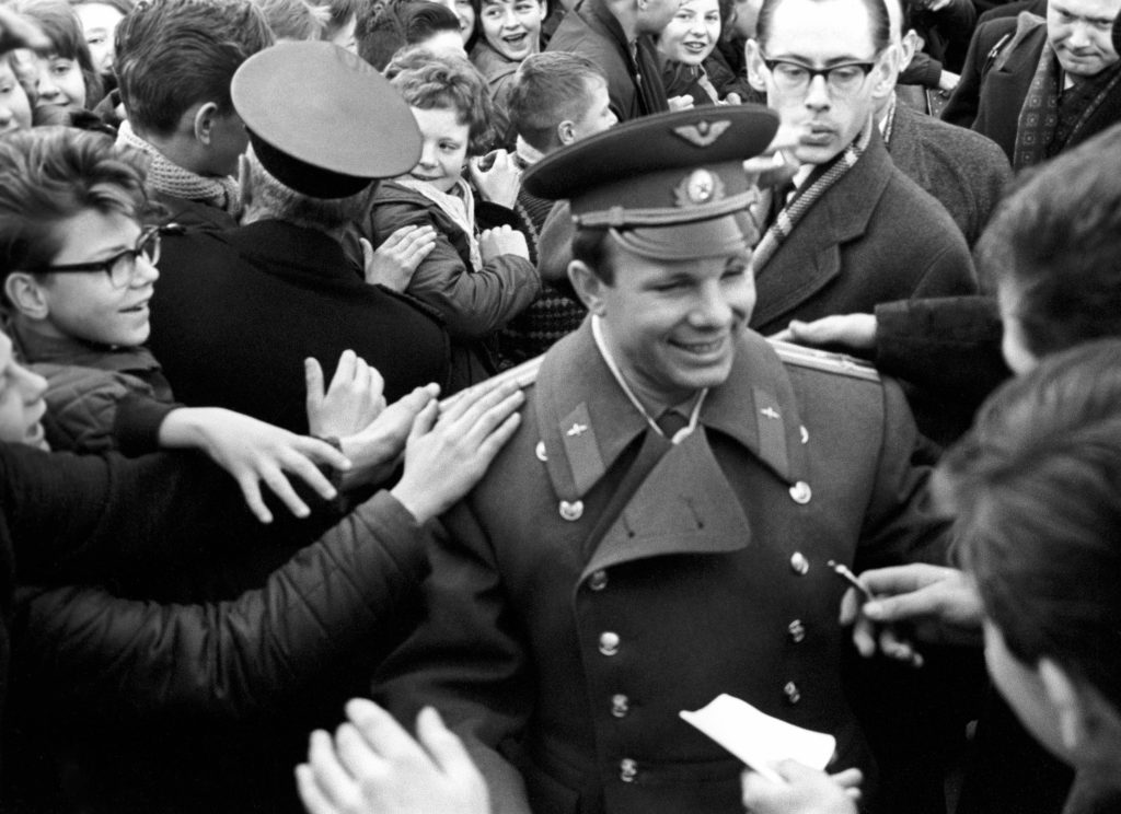 Первый космонавт Юрий Алексеевич Гагарин во время своего визита в Норвегию / Фото: Валентин Черединцев / ТАСС
